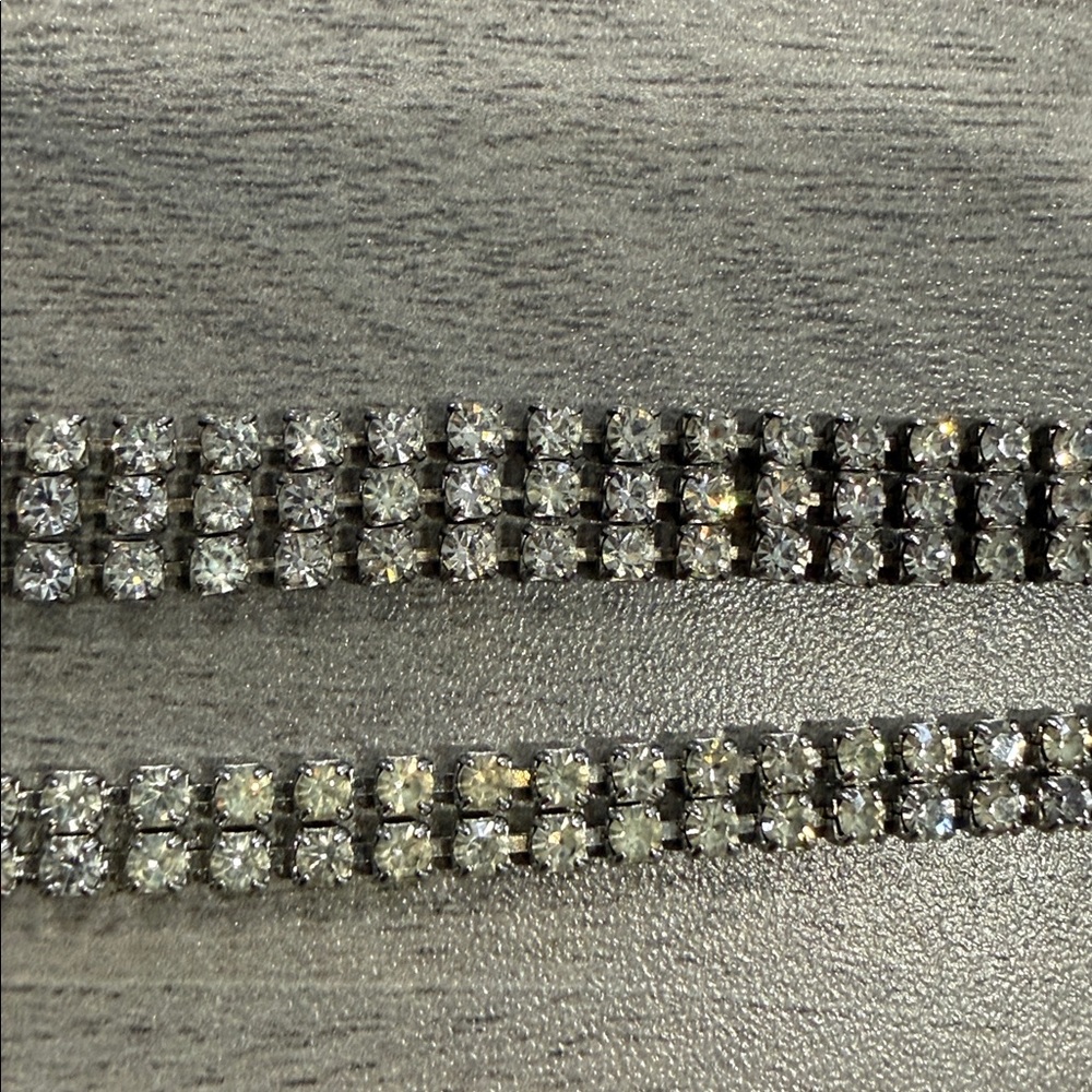 Vintage  Silver Tone Bracelet - Picture 4 of 4